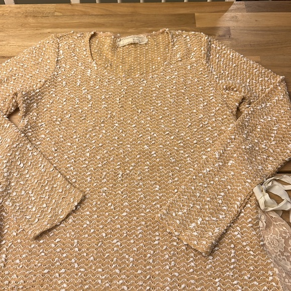 A’REVE ⭐️ SWEATER - Picture 3 of 5